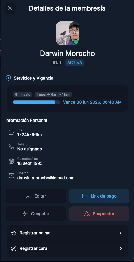 Opciones de registro biométrico en el panel de detalles